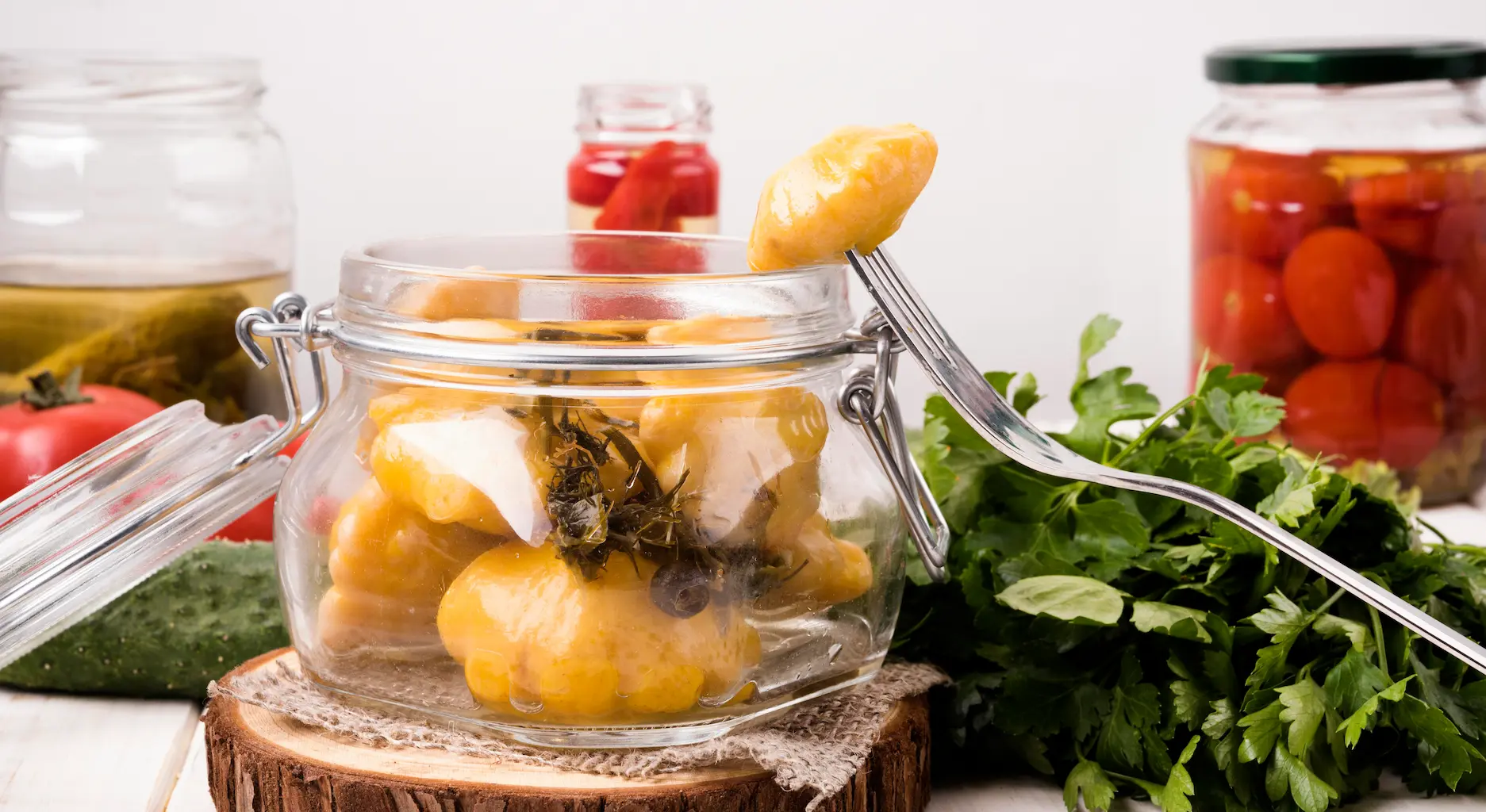 ترفندهای طلایی برای نگهداری طولانی‌تر مواد غذایی در خانه