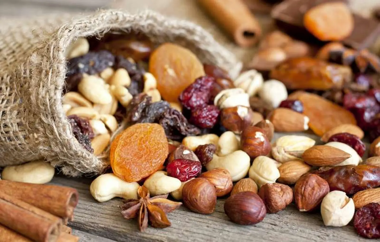 نگهداری خشکبار و آجیل