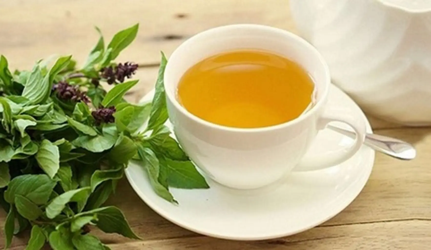 خواص و کاربرد نوشیدنی‌ ها و دمنوش‌ ها
