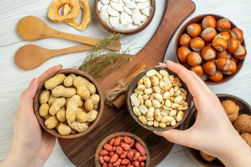 فواید مصرف آجیل در طول روز 3 فواید مصرف آجیل در طول روز